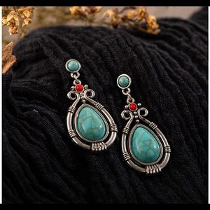 Retro Bohemian Vintage Silver Turquoise Gemstone Pear TearDrop Dangle Earrings